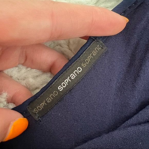 Flowy blue top - Picture 5 of 6